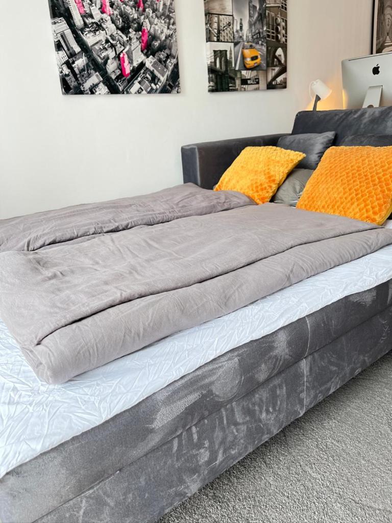Living At Saarpartments -Adultsonly- 2 Bedrooms, Kitchen- Business & Holiday Apartments For Long- And Short Term Stay, 3 Min To Train-Station, Secure E-Bike Parking! Saarbrücken Zewnętrze zdjęcie
